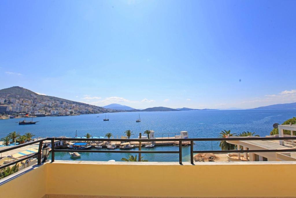 Hotel Real in central Sarandë, Albania