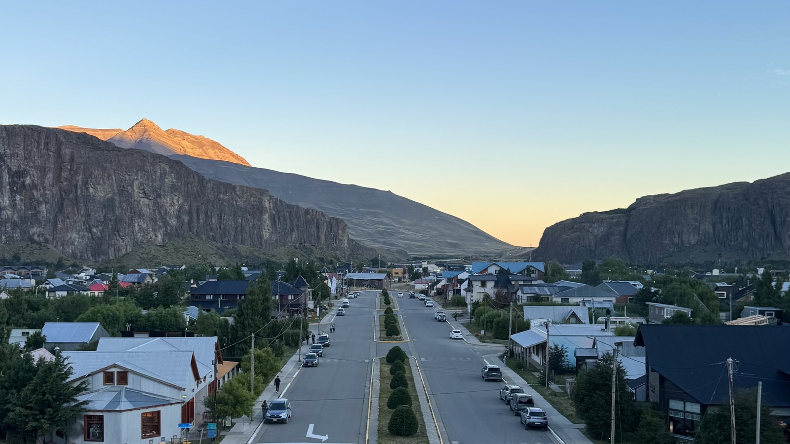 El Chaltén's main avenue and the mountains at dusk