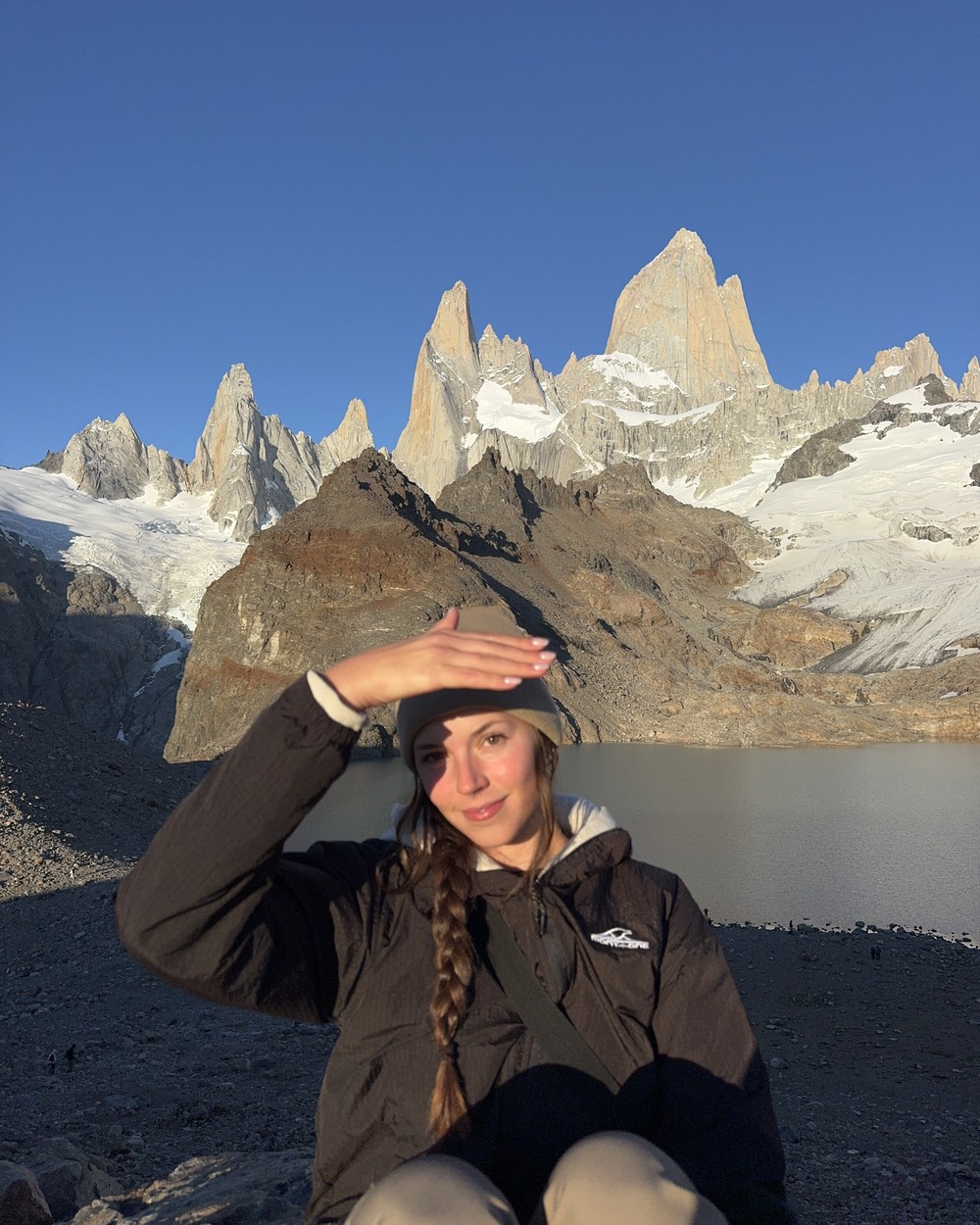 Ellen in her warm layers at Laguna de los Tres with Fitz Roy behind