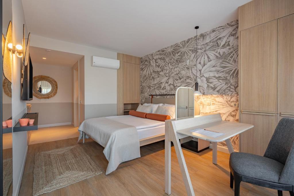 Guest room at Oli Hotel and Suites in Antalya